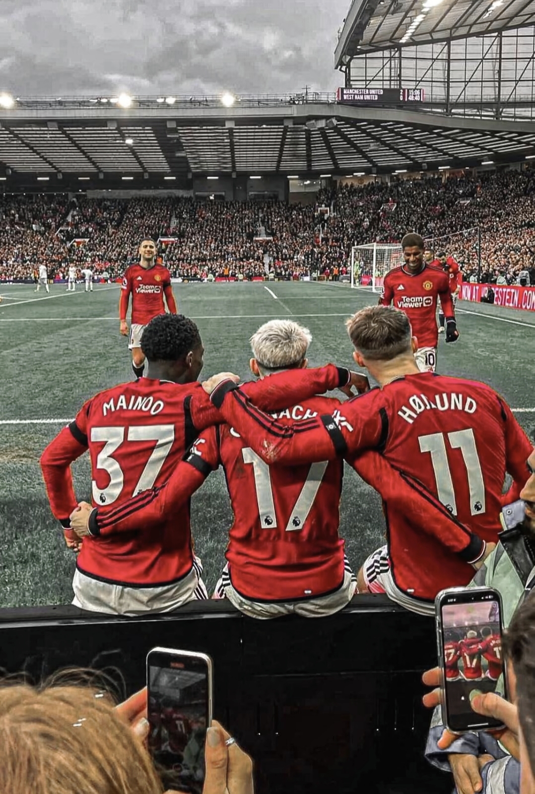 包含曼联主场击败富勒姆,劲旅再次进军前列的词条 包含曼联主场击败富勒姆,劲旅再次进军前列的词条