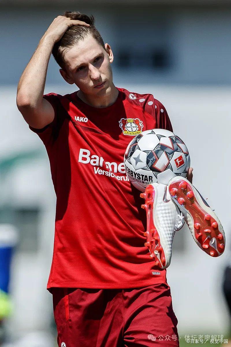 美因茨球员表现出色，力克对手的简单介绍