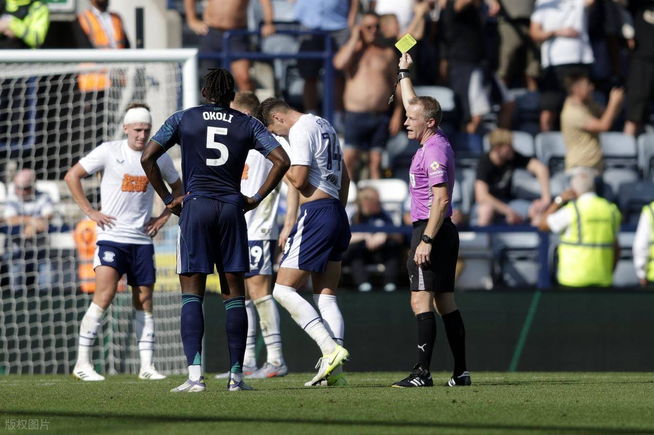 关于佛罗伦萨遭遇连败，中场控球失误频发致失球的信息