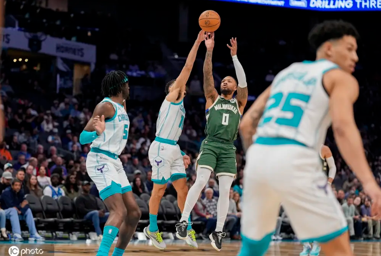 雄鹿击败黄蜂，字母哥连续登顶得分王的简单介绍