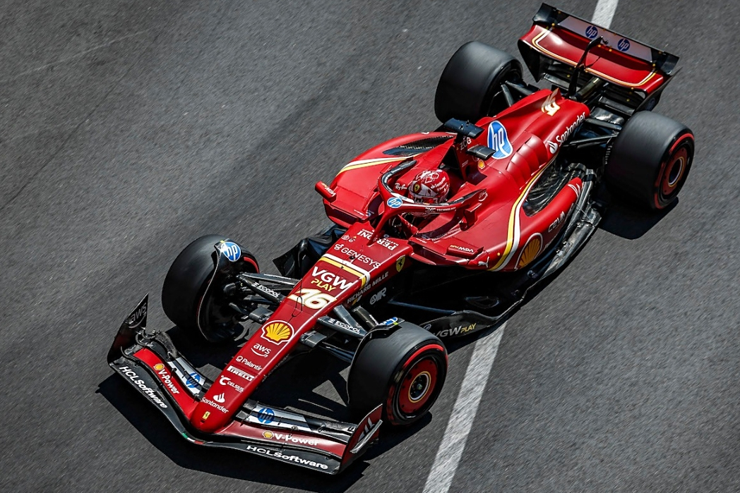 关于索伯车队轻取红牛车队，勒克莱尔点燃赛场的信息